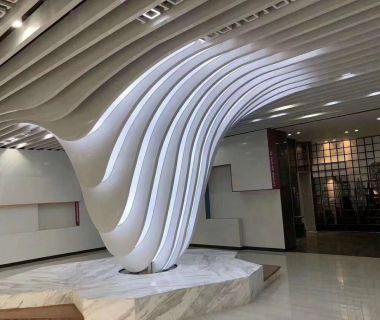 弧形吊顶铝板